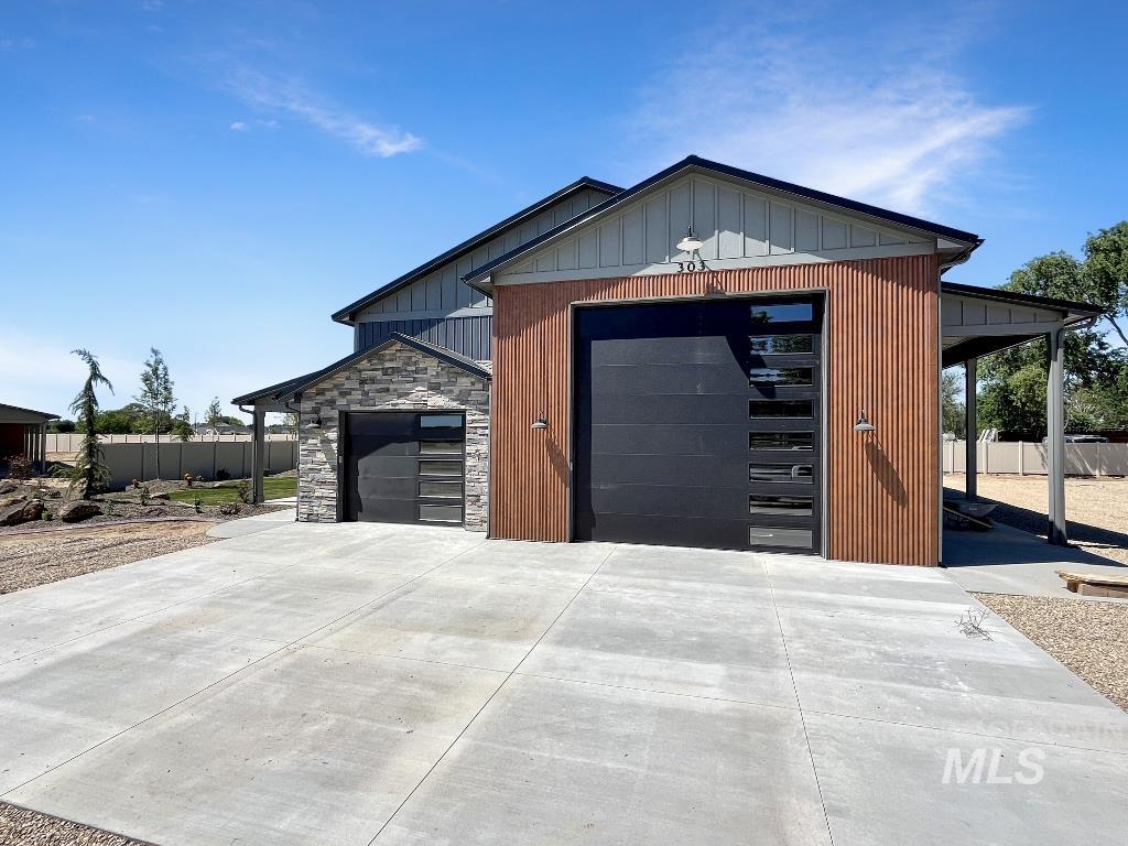 Caldwell, Idaho 83605, United States, 3 Bedrooms Bedrooms, ,2 BathroomsBathrooms,Residential,Active,80324