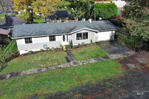 Photo of 814 8th Street, Kamiah, ID 83536 (MLS # 98965870)