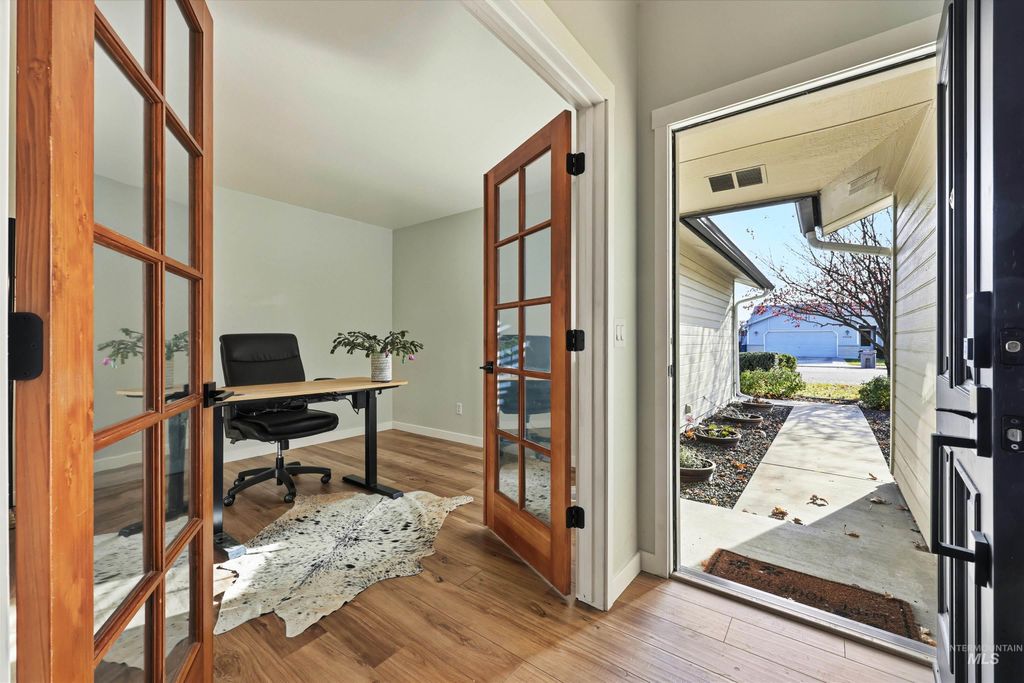 Photo of 11078 W Tidewater Ct, Boise, ID 83713 (MLS # 98968480)