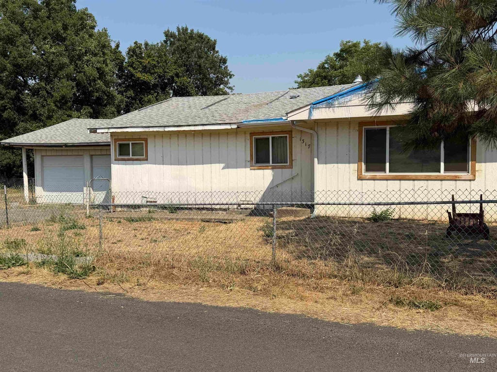Photo of 1317 Ash Street, Kamiah, ID 83536 (MLS # 99001544)