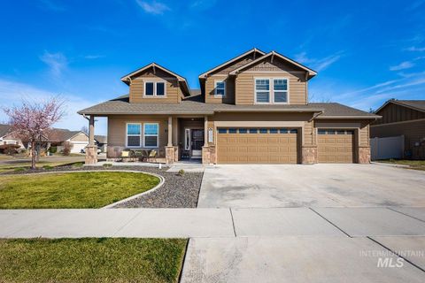 Photo of 1332 W Raelin Dr, Nampa, ID 83686 (MLS # 98979480)
