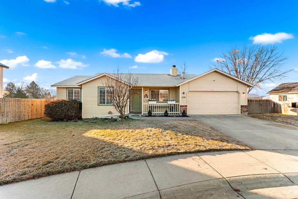 Photo of 1553 W Ryegrass Ct, Kuna, ID 83634 (MLS # 98974049)