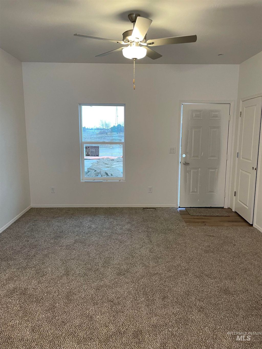 Photo of 937 Roen Rd, Jerome, ID 83301 (MLS # 98968242)