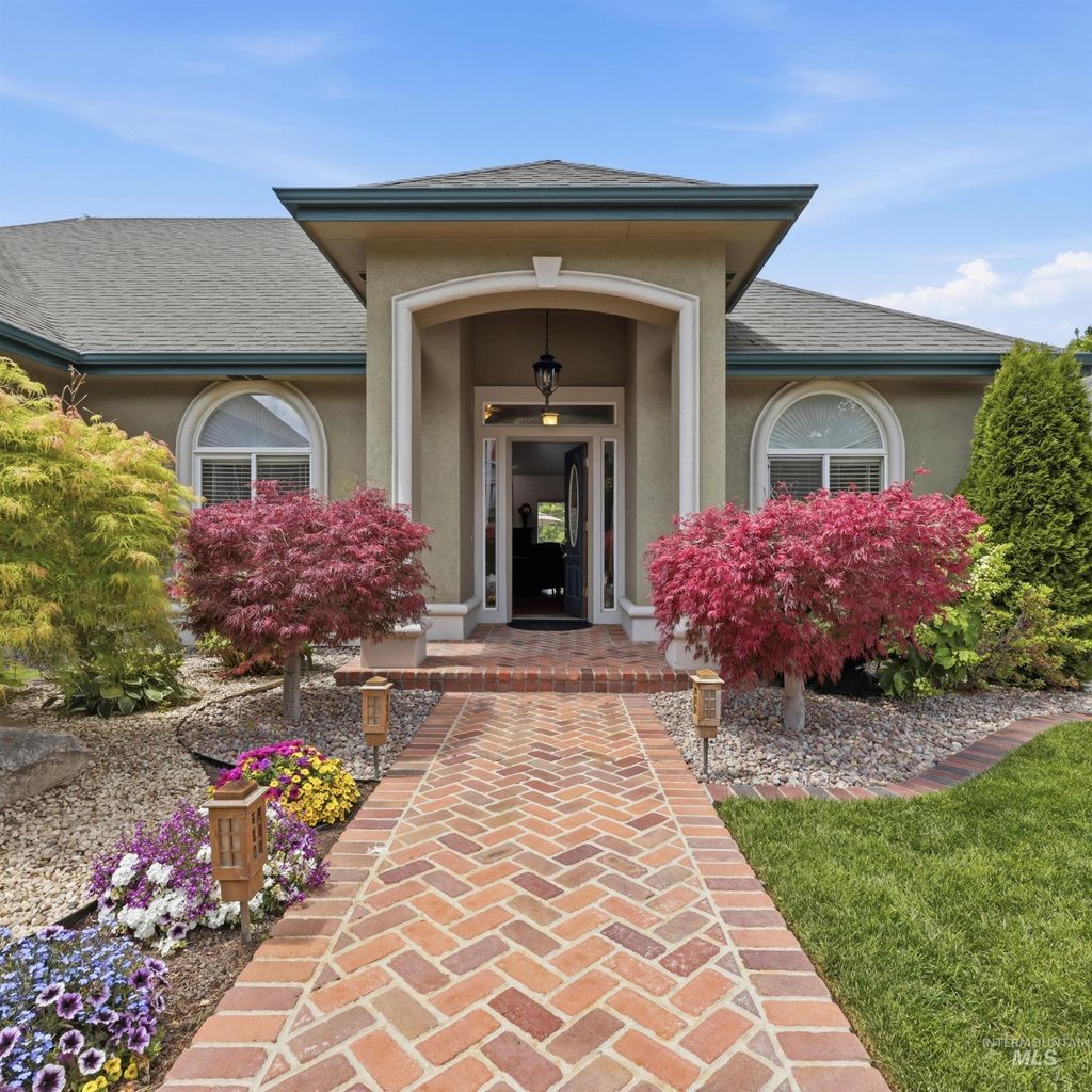 Photo of 2611 S Goshen Way, Boise, ID 83709 (MLS # 98988426)