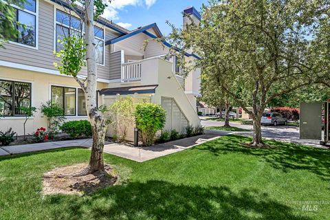 964 E Riverpark Ln Boise ID 83706