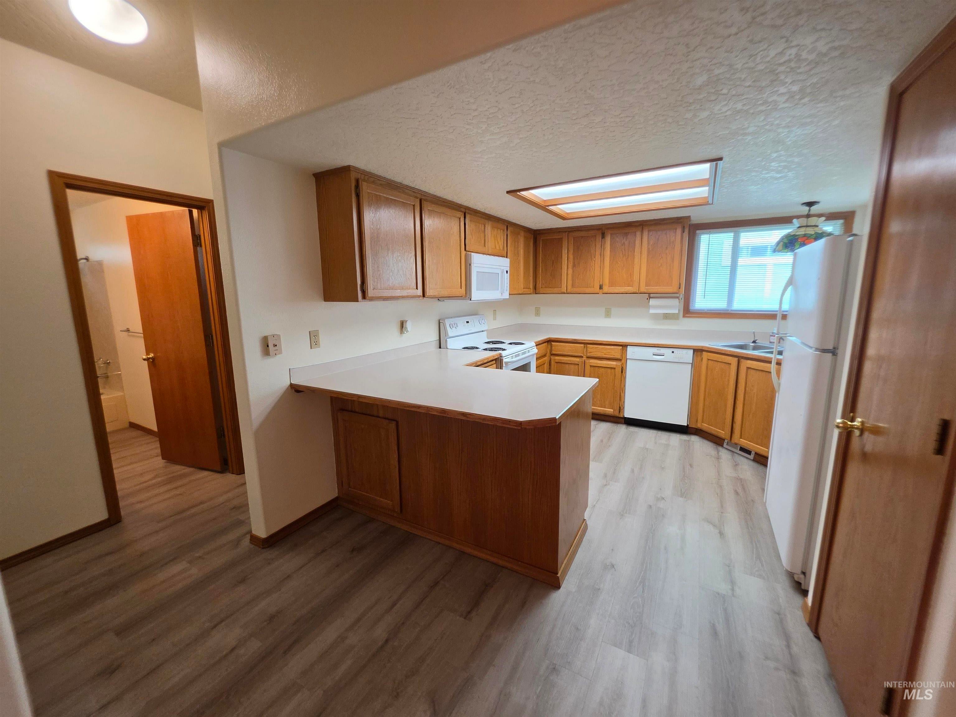 206 S Valley Dr.