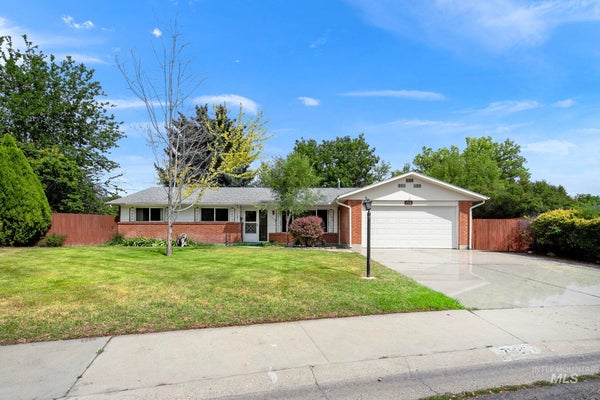 7920 W GALENA DR, BOISE, ID 83709 - Image b1afd1a1f5d3db0fee420239841b6fcd/2825576928