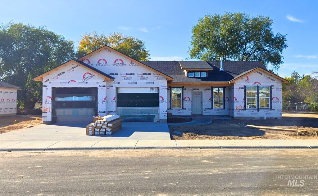 Photo of 601 Glen Eagle, Jerome, ID 83338 (MLS # 98966324)