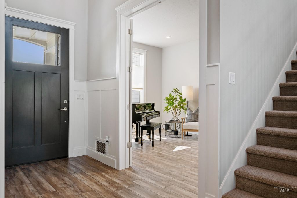 Photo of 2635 N Yount Way, Eagle, ID 83616 (MLS # 98975356)