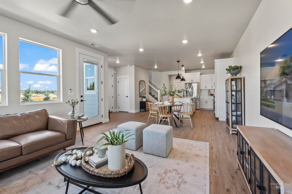 Photo of 12531 W Callisto Ln, Star, ID 83669 (MLS # 98971701)