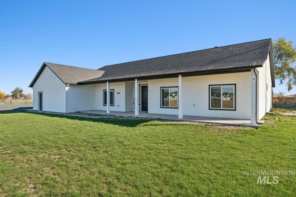 24750 CEMETERY RD, MIDDLETON, ID 83644 - Image b1e72a992d5d6d1887938fe98bd53fb3/184070535