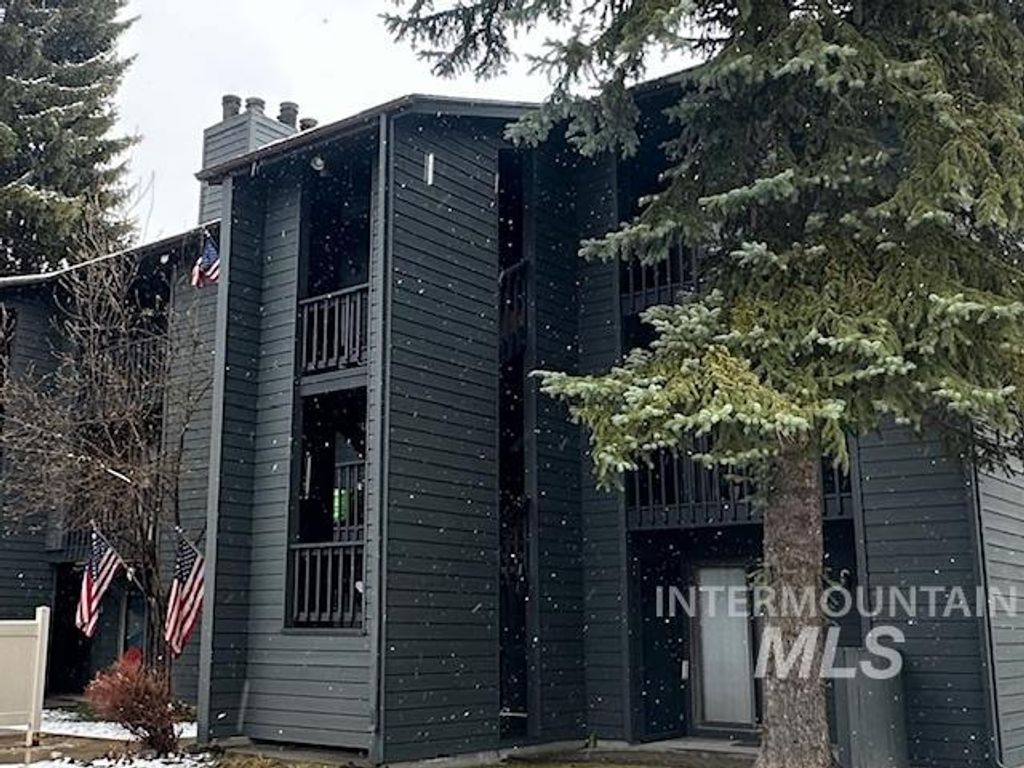 Photo of 601 N Hemlock St #11, McCall, ID 83638 (MLS # 98982129)