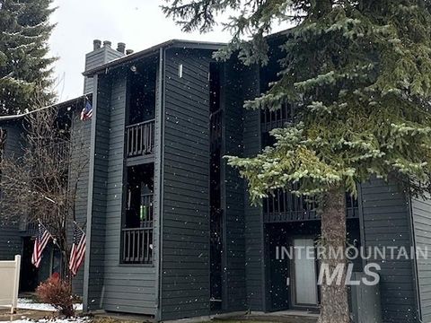 Photo of 601 N Hemlock St #11, McCall, ID 83638 (MLS # 98982129)