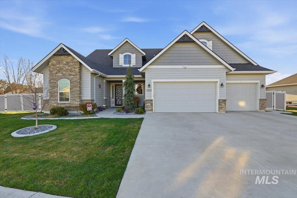 Photo of 2025 Nordic Ave, Middleton, ID 83644 (MLS # 98979896)