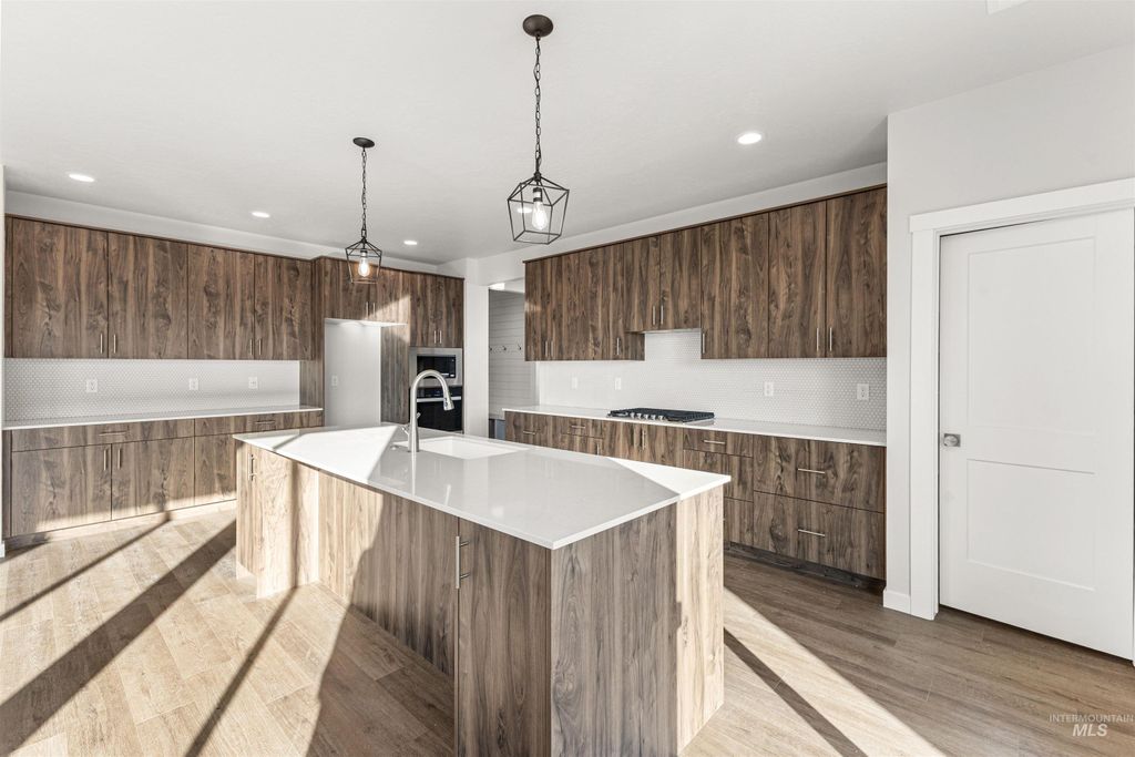 Photo of 3790 W Piscina Dr, Meridian, ID 83642 (MLS # 98976272)