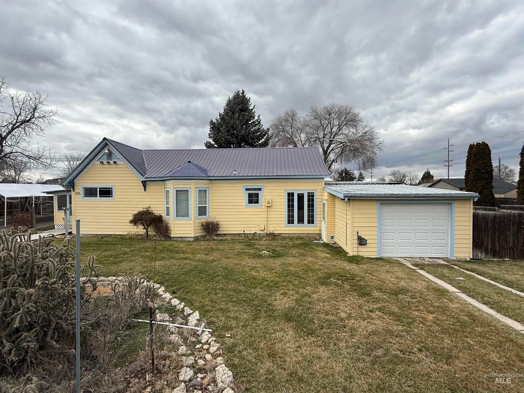 Photo of 1415 S Fern St, Nampa, ID 83686 (MLS # 98975579)