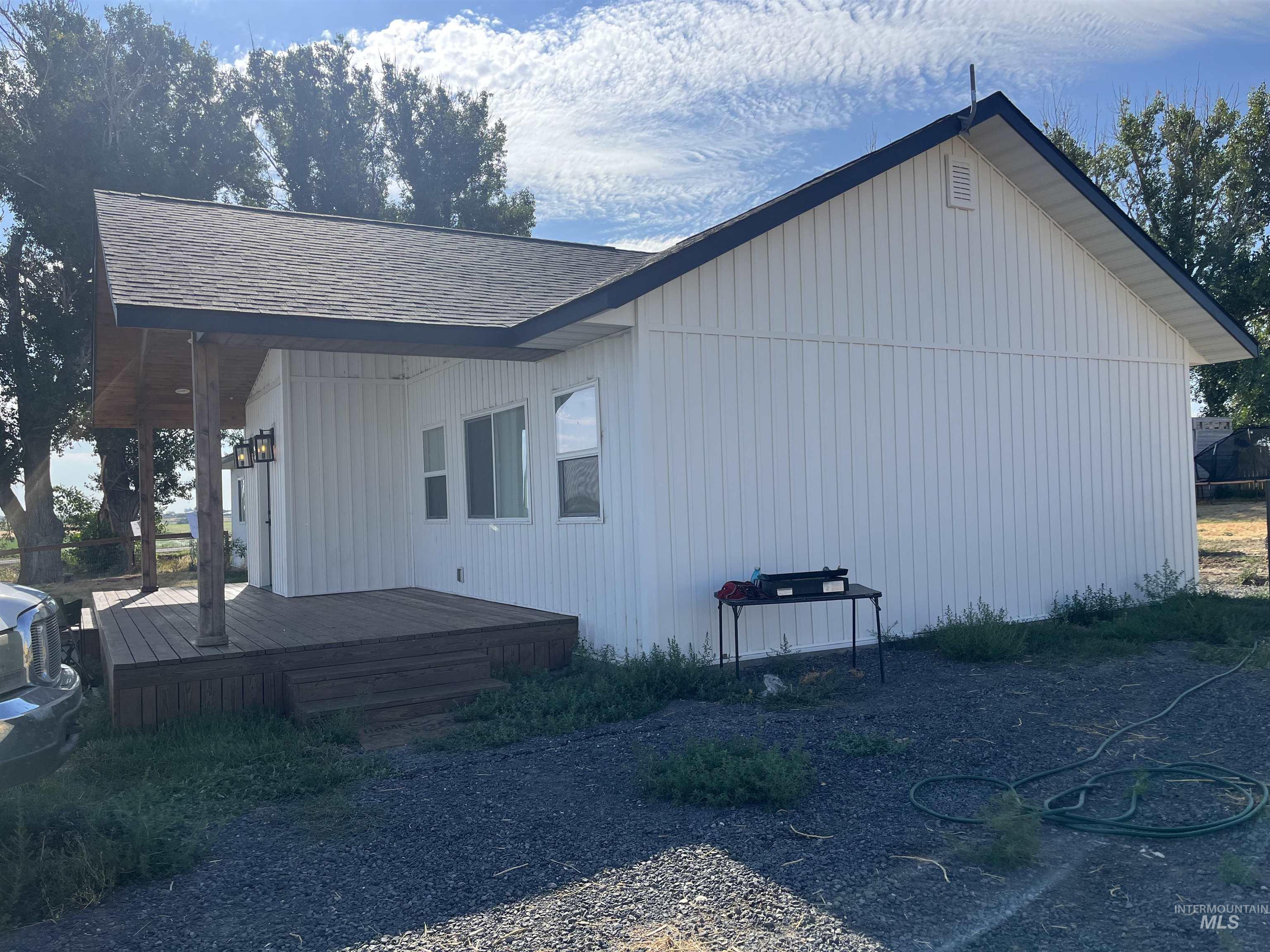 3851 N 1400 East