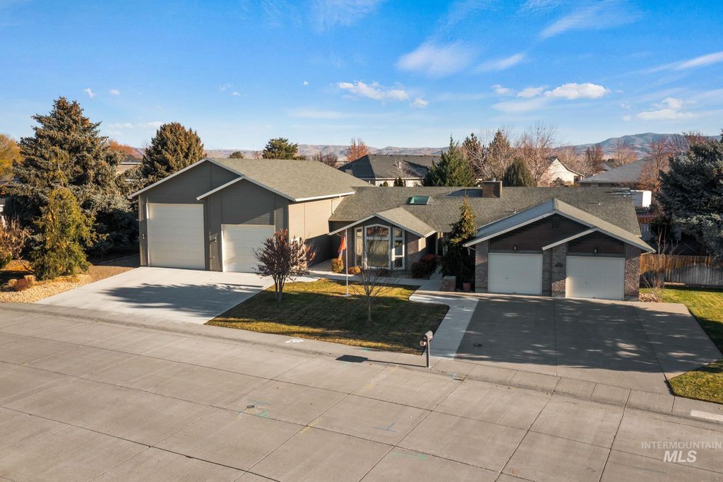 Photo of 1940 N 5th E, Mountain Home, ID 83647 (MLS # 98968541)