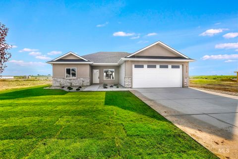 Photo of 2112 Regan Street, Jerome, ID 83338 (MLS # 98937540)