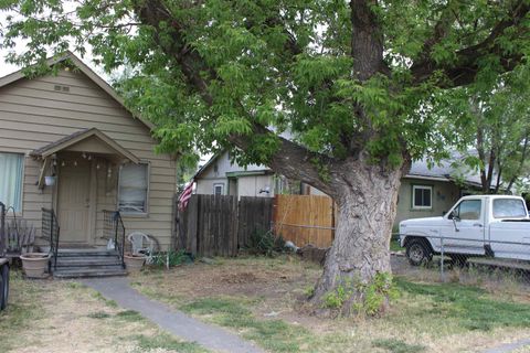 Photo of 376 Van Buren St, Twin Falls, ID 83301 (MLS # 98987645)