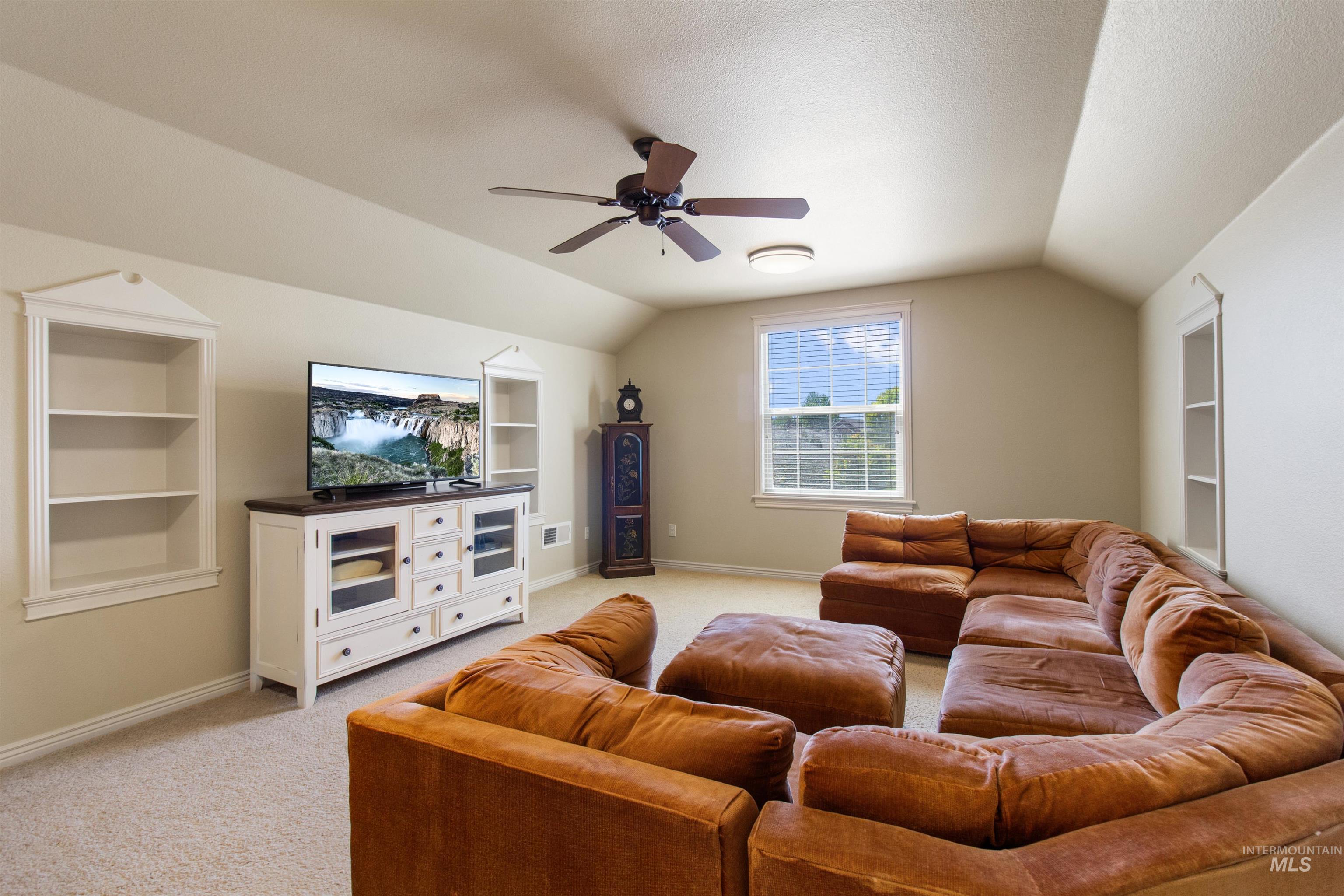 Boise, Idaho 83709, United States, 3 Bedrooms Bedrooms, ,2 BathroomsBathrooms,Residential,Active,165231