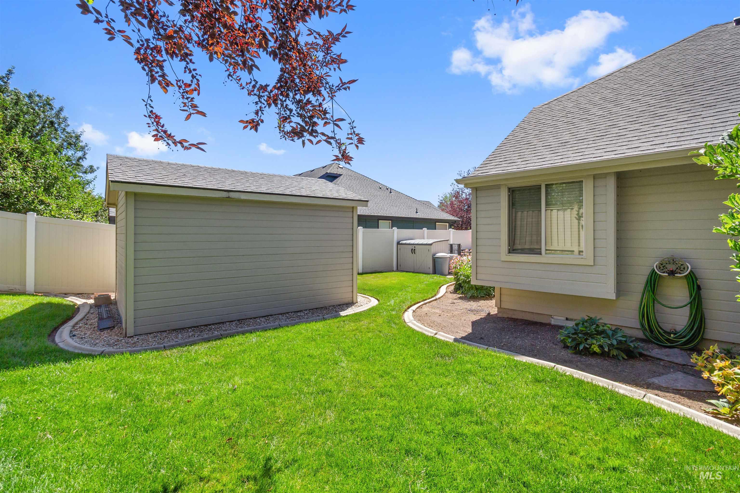 Boise, Idaho 83709, United States, 3 Bedrooms Bedrooms, ,2 BathroomsBathrooms,Residential,Active,165231