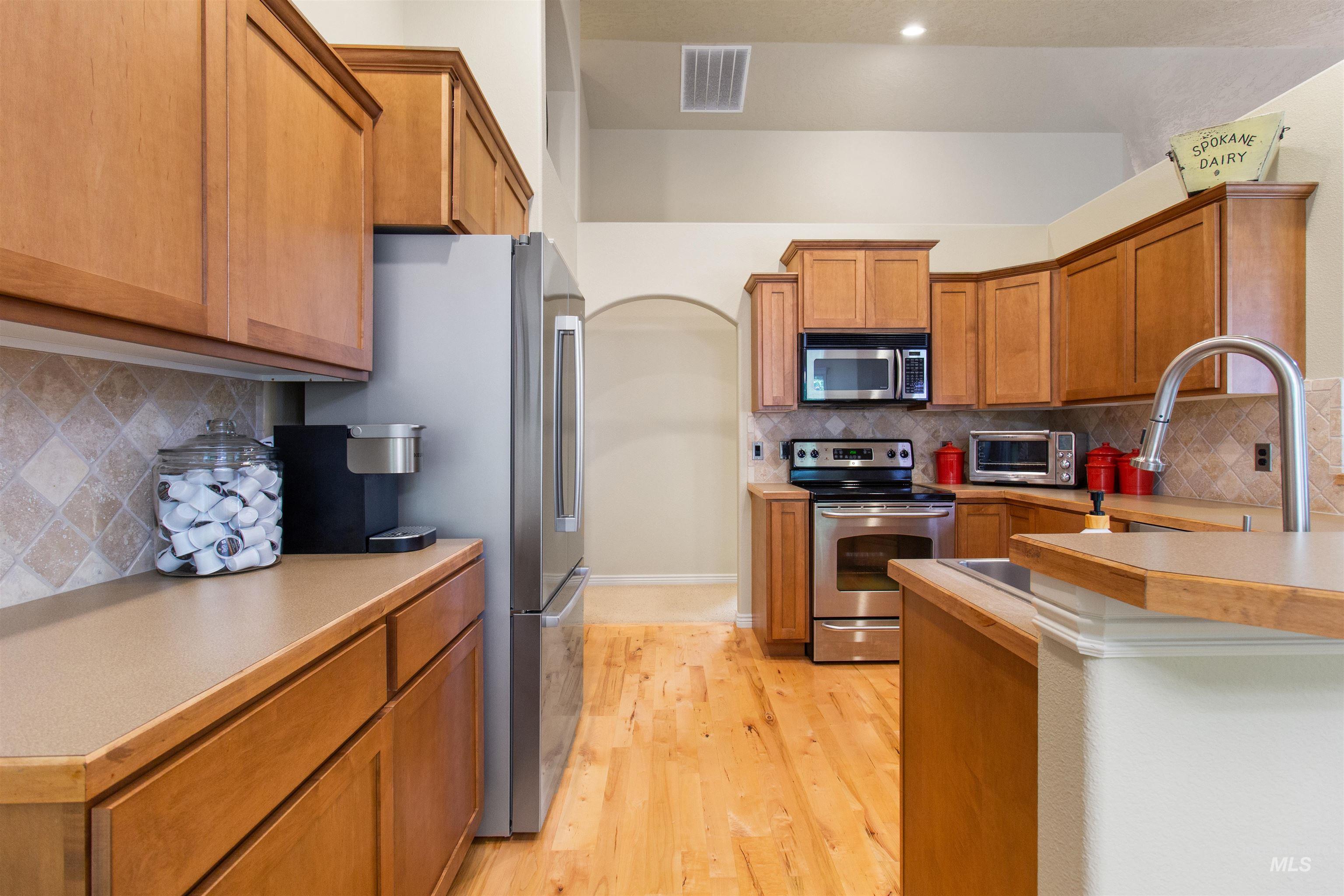 Boise, Idaho 83709, United States, 3 Bedrooms Bedrooms, ,2 BathroomsBathrooms,Residential,Active,165231