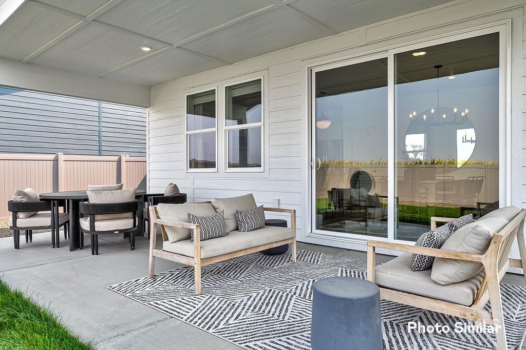 Photo of 5135 N Corbell Ave, Meridian, ID 83646 (MLS # 98977812)