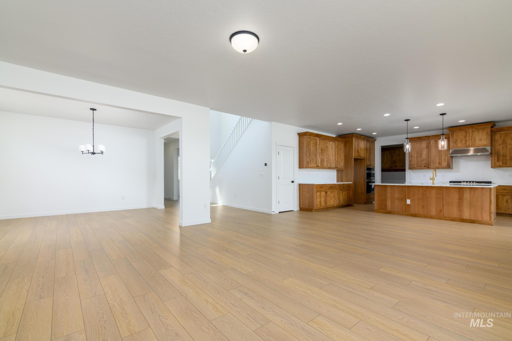 4710 E Pondera Dr