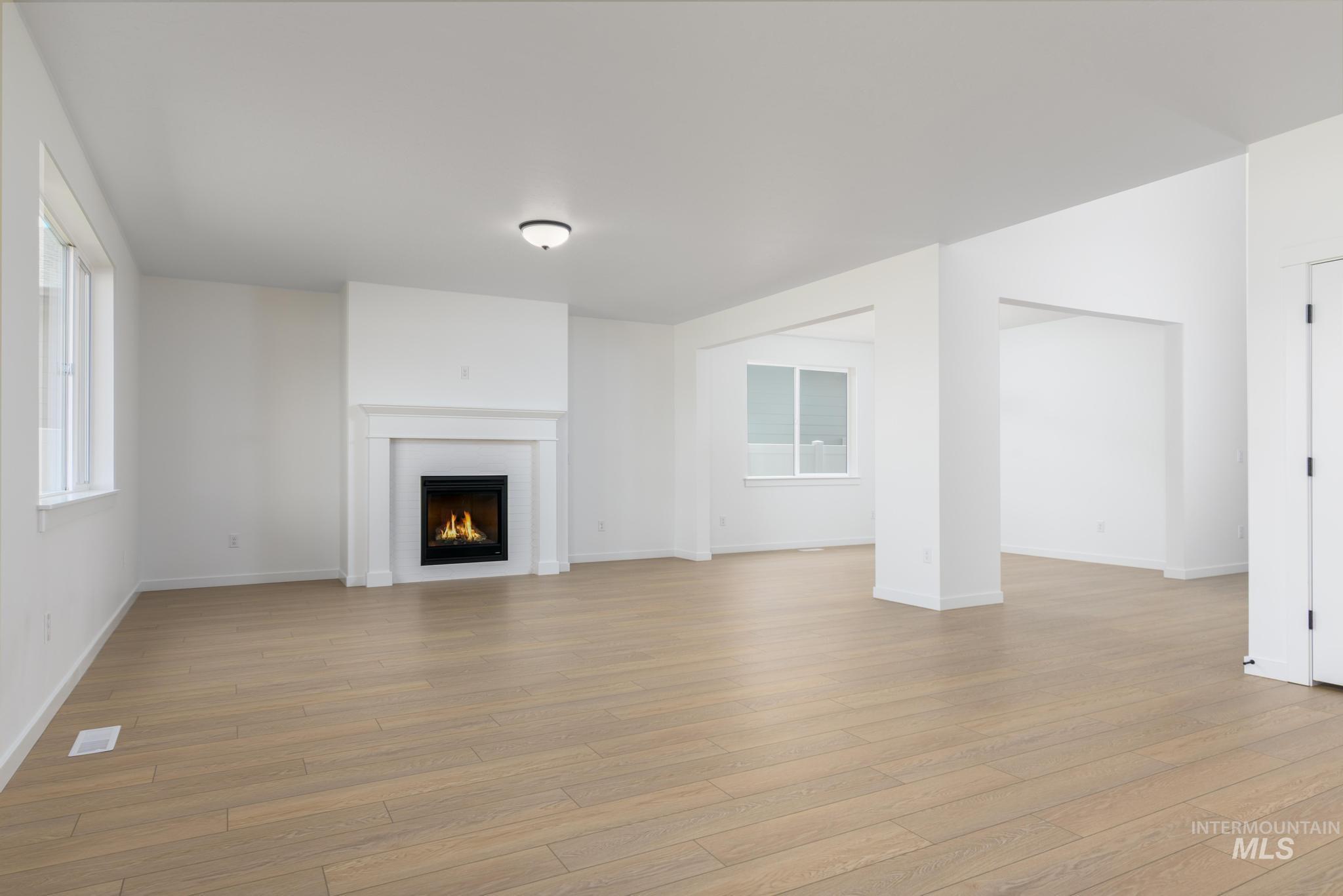 4710 E Pondera Dr