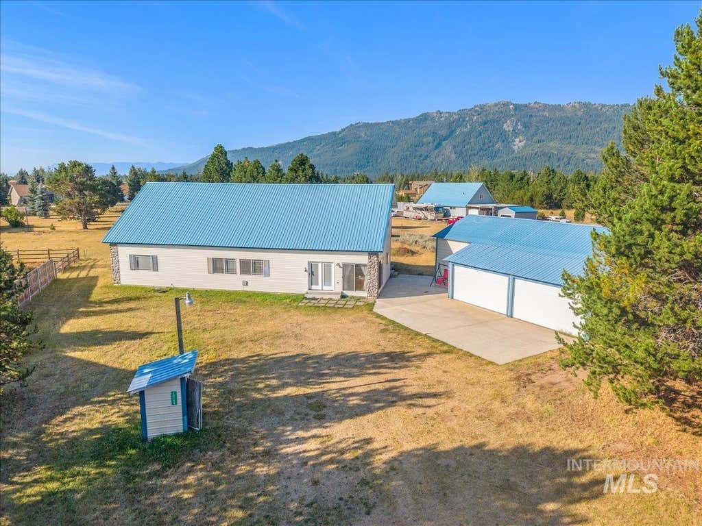 Photo of 13159 Cameron Dr, Donnelly, ID 83615 (MLS # 98998314)