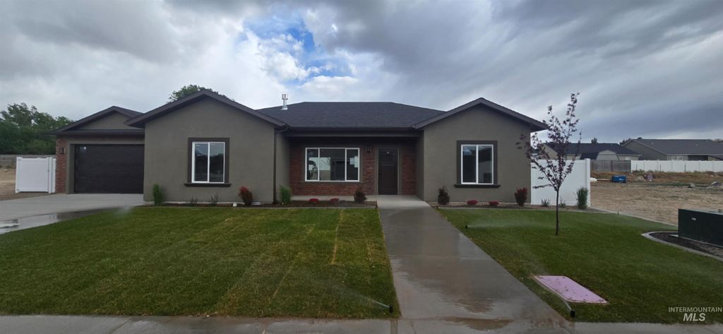 Photo of 284 Sandi Road, Twin Falls, ID 83301 (MLS # 98966559)