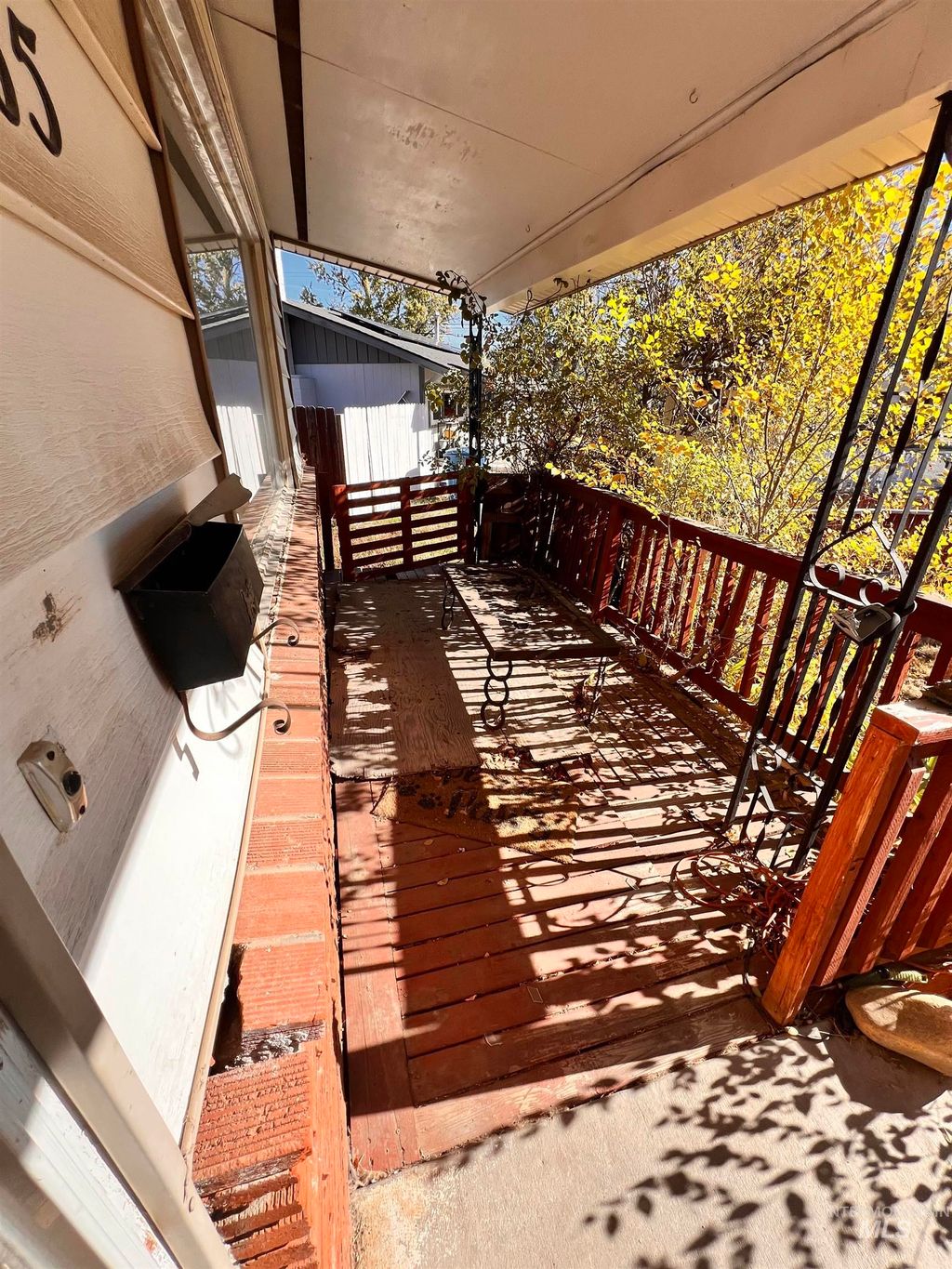 Photo of 1065 Gridley Dr, Mountain Home, ID 83647 (MLS # 98965978)