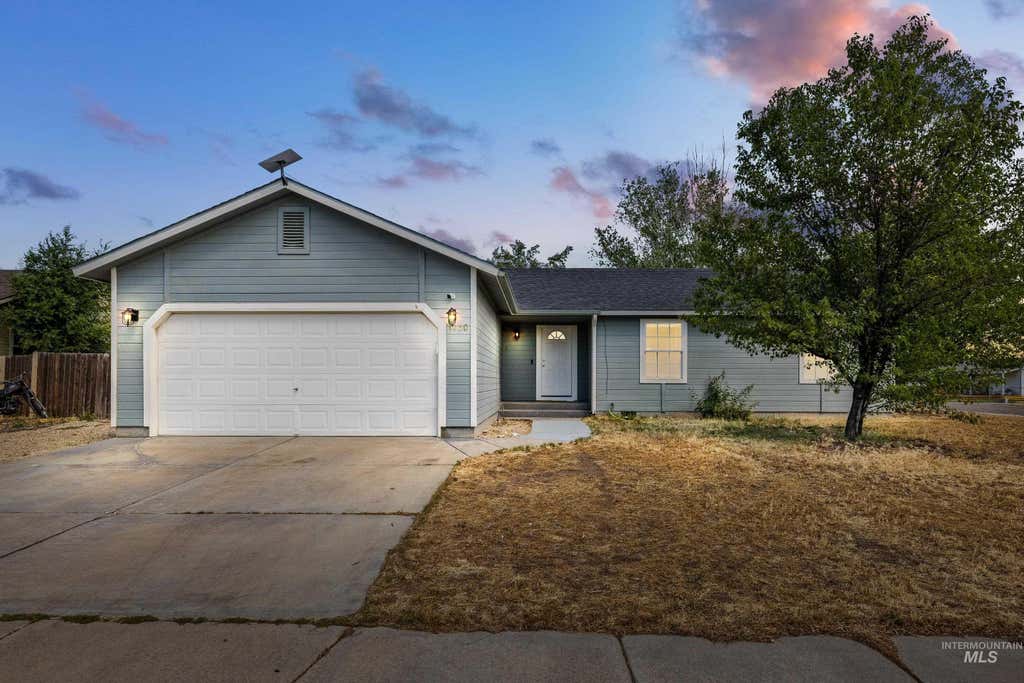 Photo of 1230 Del Mar St, Mountain Home, ID 83647 (MLS # 98992429)
