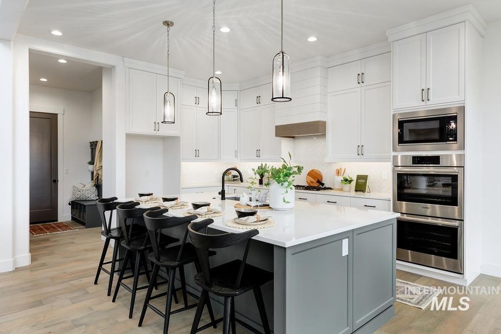 Photo of 7008 Saddle Bred Way, Star, ID 83669 (MLS # 98971378)