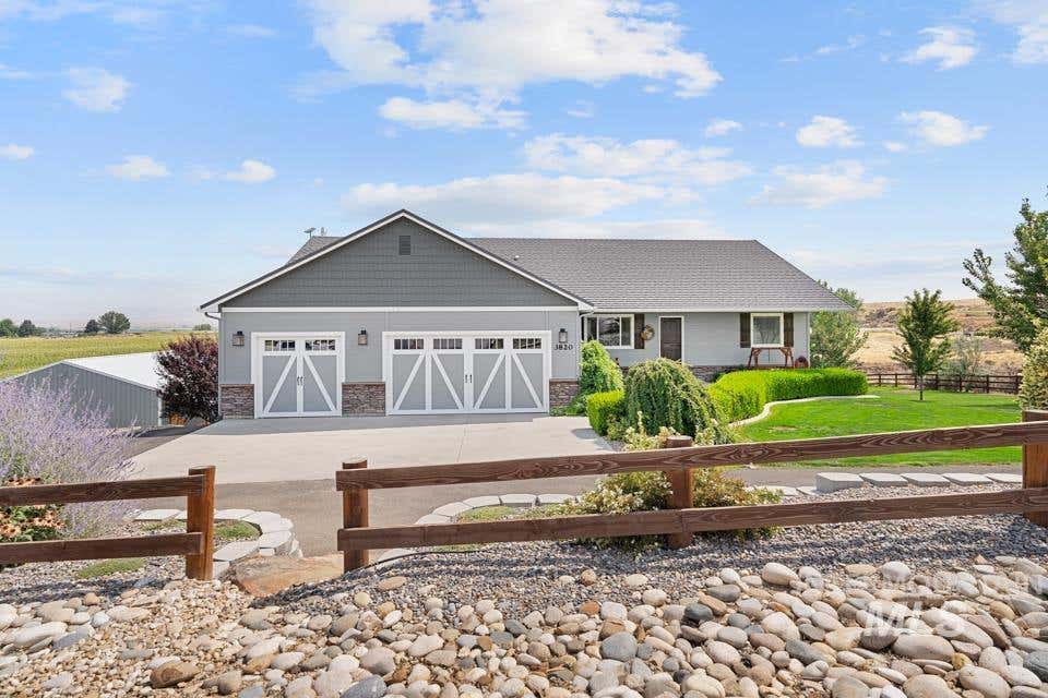 Photo of 3820 Dundee Dr, New Plymouth, ID 83655 (MLS # 98998413)