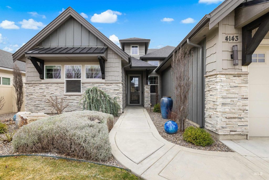 Photo of 4143 W Prickly Pear Dr, Eagle, ID 83616 (MLS # 98978058)