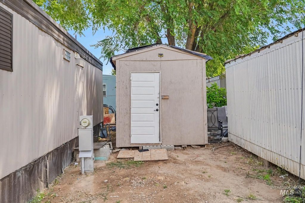 Photo of 1410 W. Flamingo Avenue #Trlr 9, Nampa, ID 83651 (MLS # 98993636)