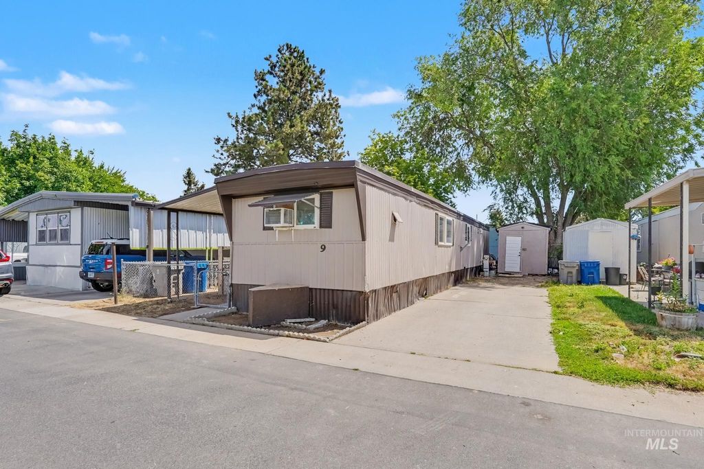Photo of 1410 W. Flamingo Avenue #Trlr 9, Nampa, ID 83651 (MLS # 98993636)