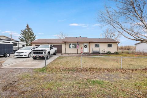 3083 Dickson Ave Twin Falls ID 83301