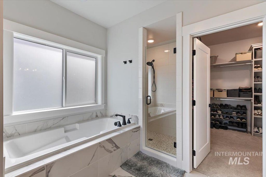 Photo of 1254 W Tenzing, Nampa, ID 83686 (MLS # 98978735)