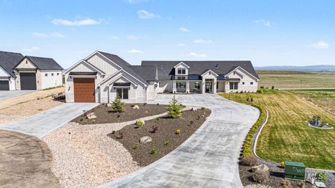Photo of 14044 Hipwell Drive, Nampa, ID 83686 (MLS # 98981346)