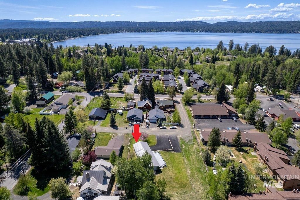 Photo of 1605 Lawrence Drive, McCall, ID 83638 (MLS # 98987631)