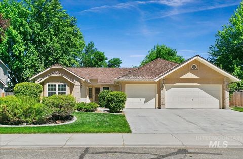 900 N Player Ave Eagle ID 83616