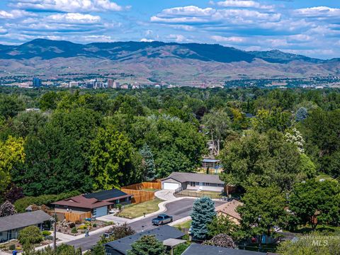 5510 W Centerbrook Boise ID 83705