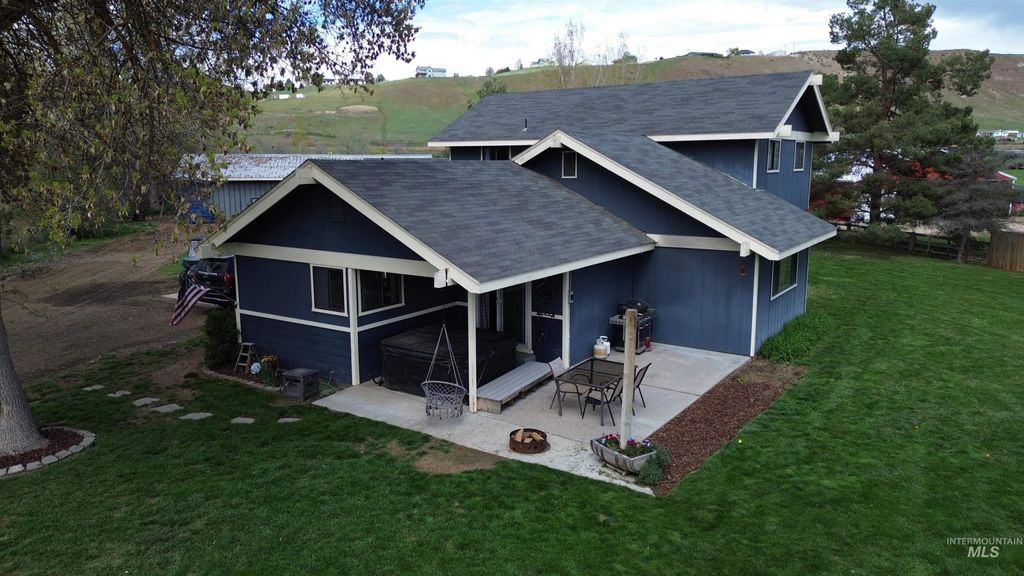 Photo of 1452 Weiser River Rd, Weiser, ID 83672 (MLS # 98982194)