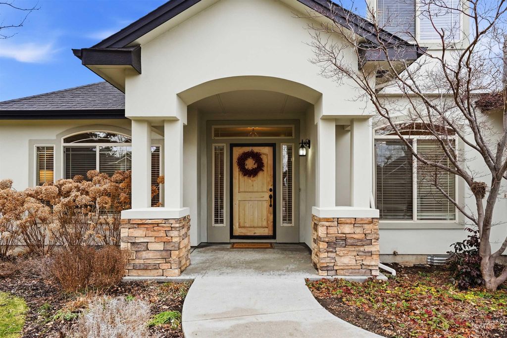 Photo of 2326 E Wigle Dr, Meridian, ID 83646 (MLS # 98975334)