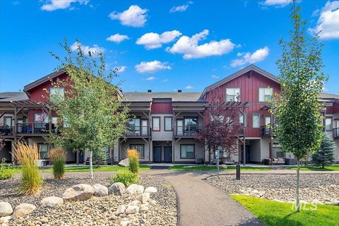 Photo of 310 Broken Creek St, McCall, ID 83638 (MLS # 98932511)