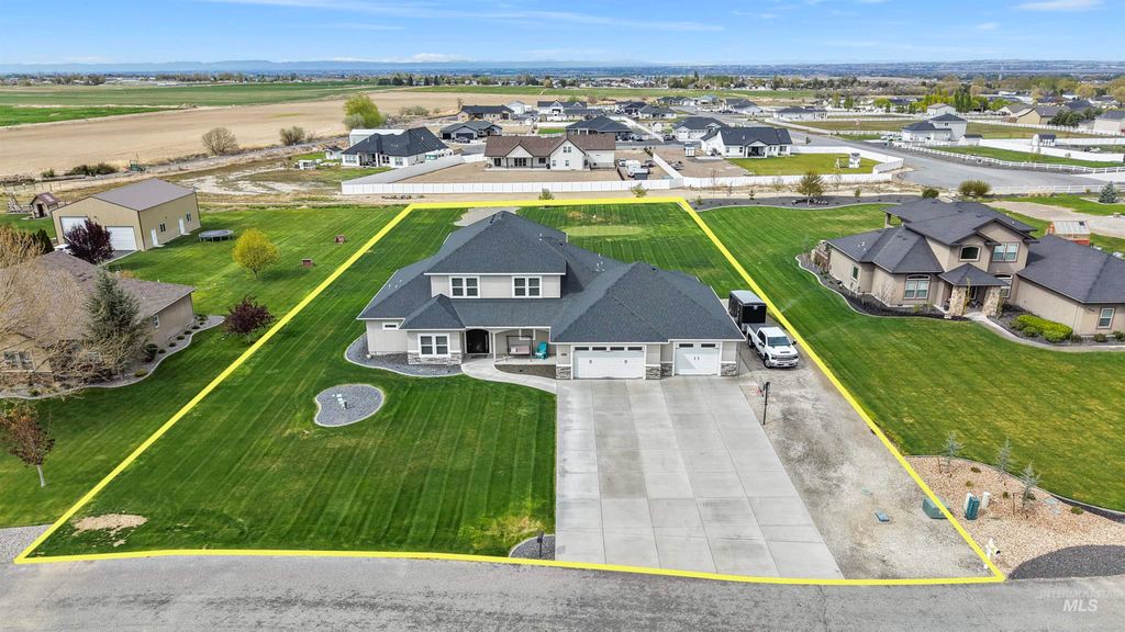 Photo of 2464 E 3719, Twin Falls, ID 83301 (MLS # 98983606)