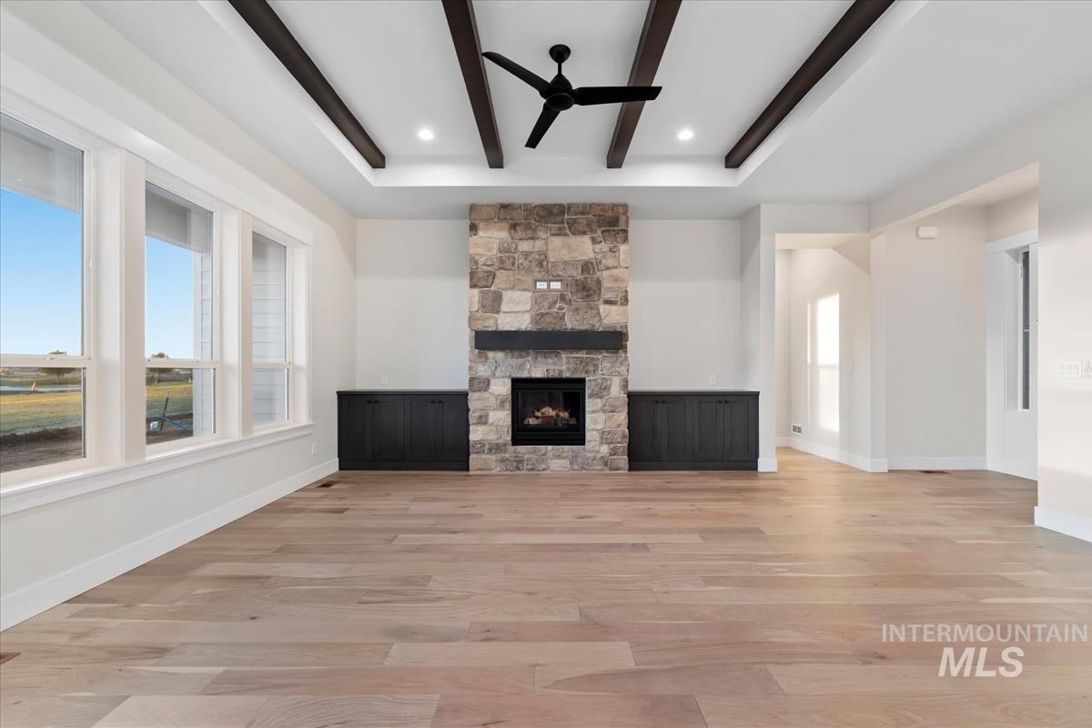 11210 S Corballis Ln